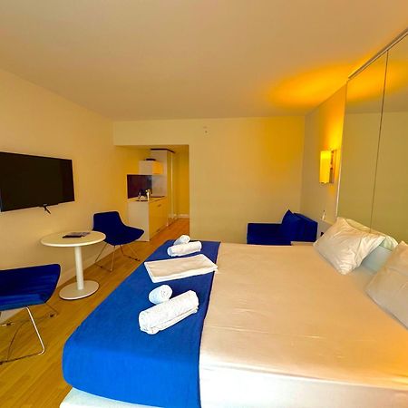 Vip Aparthotel Orbi City Sea View Батуми Экстерьер фото