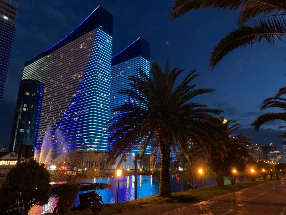 Vip Aparthotel Orbi City Sea View Батуми Экстерьер фото