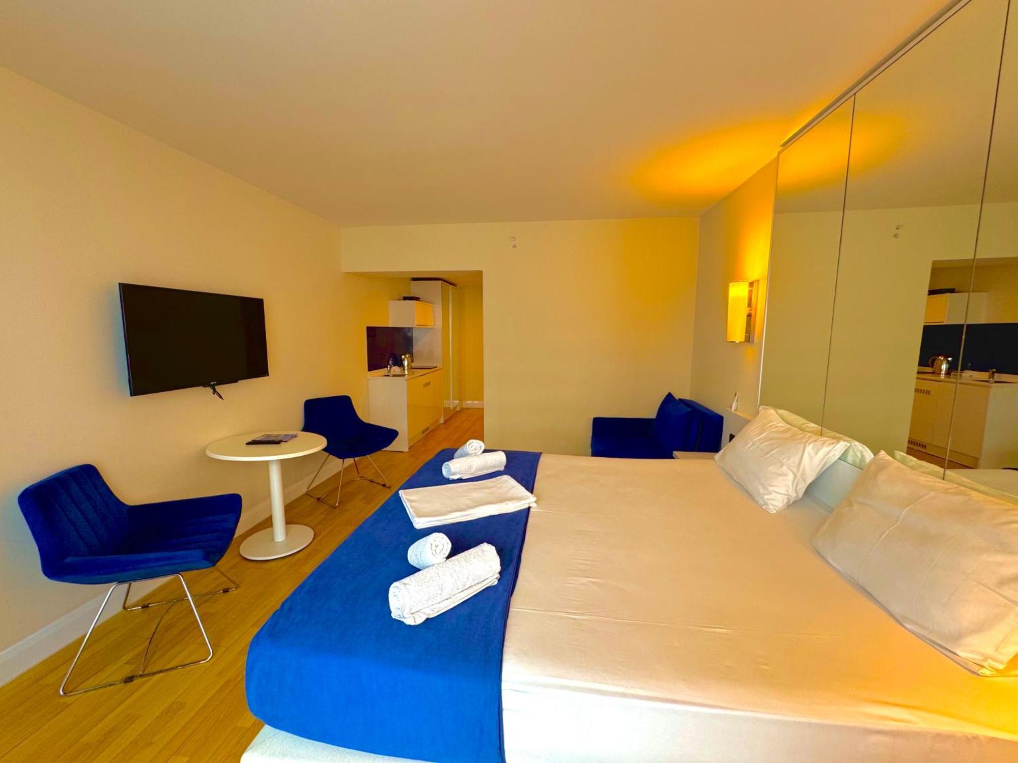 Vip Aparthotel Orbi City Sea View Батуми Экстерьер фото